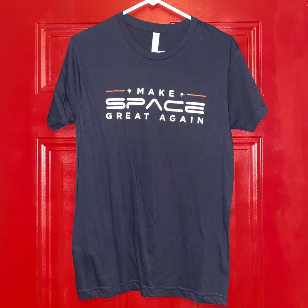 FREE W/BUNDLE Made In USA🇺🇸 “Make Space Great Again” Space Force Shirt Like New